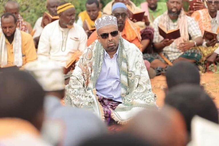 MADAXWEYNE XASAN SHEEKH OO HAMBALYO U DIRAY UGAAS YUUSUF UGAAS XASAN OO MAANTA LAGU CAANO-SHUBAY